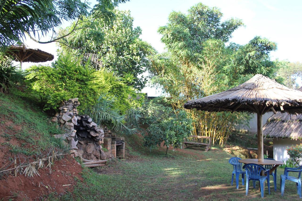 Banda Lodge Masaka Exterior foto